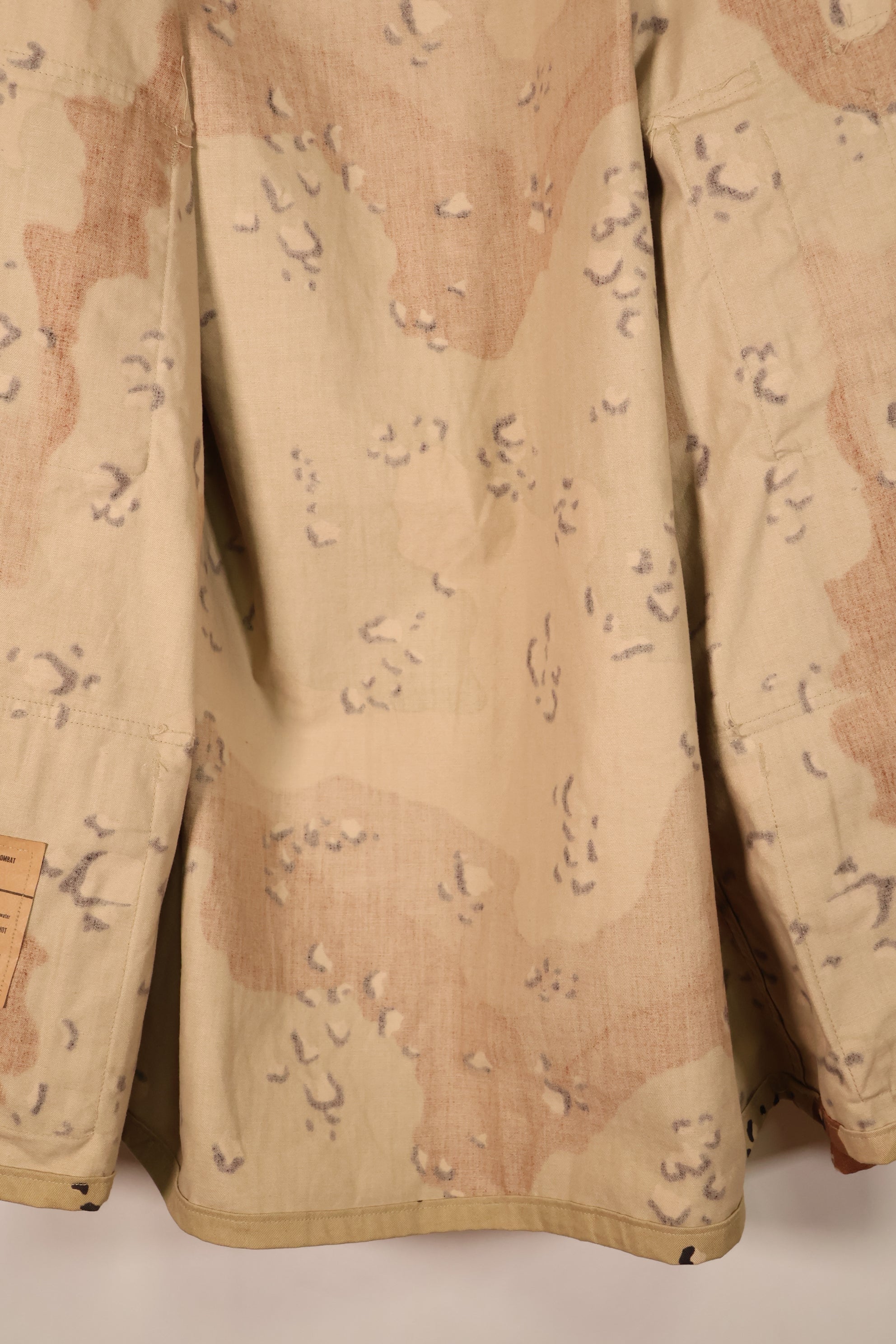 1990 Contract, M-R, U.S. Military, 6C Desert Pattern, Chocolate Chip Camo Jacket, in Good Condition