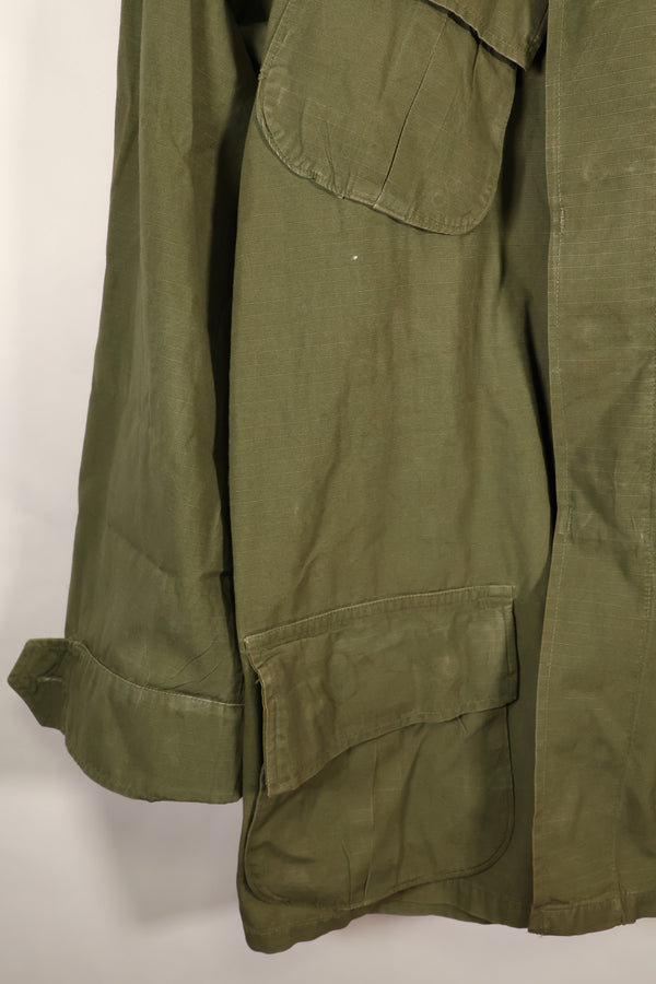 1969 Contract, M-L, 4th Model Jungle Fatigue Jacket, Green Beret Specification, Patches Added Later, Used
