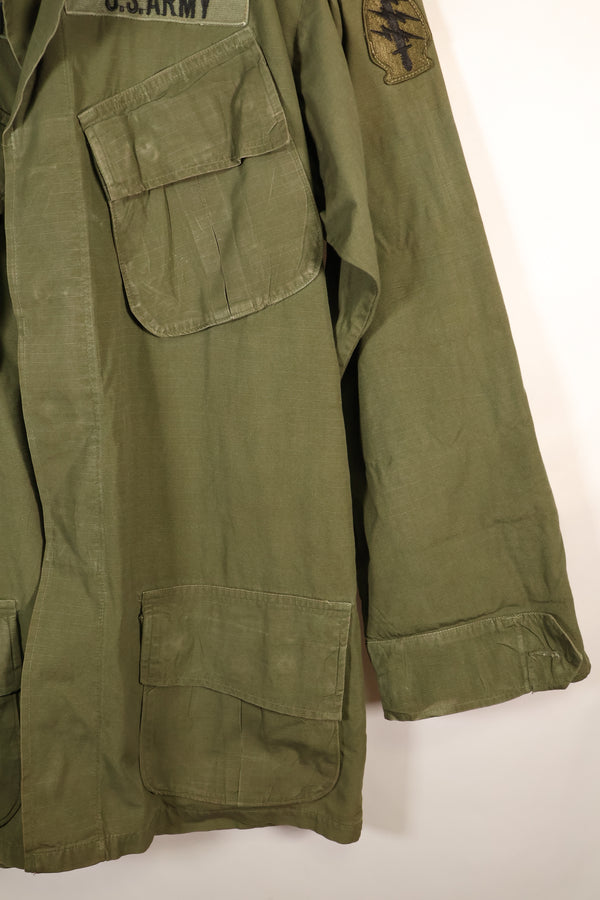 1969 Contract, M-L, 4th Model Jungle Fatigue Jacket, Green Beret Specification, Patches Added Later, Used