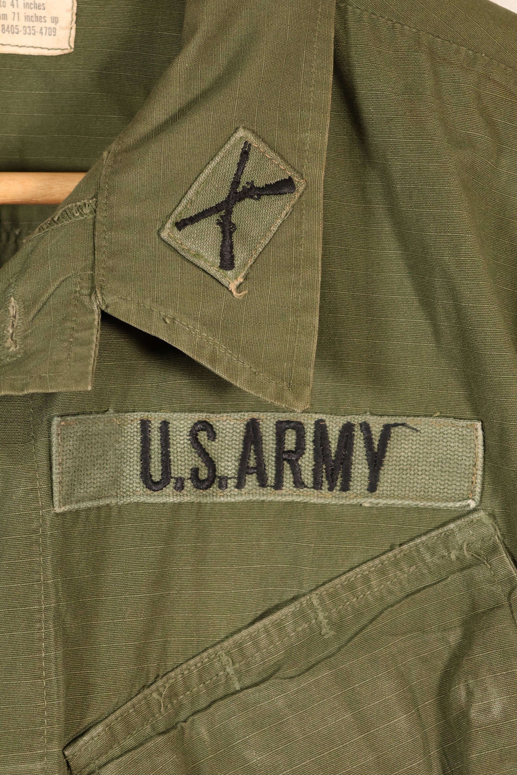 1969 Contract, M-L, 4th Model Jungle Fatigue Jacket, Green Beret Specification, Patches Added Later, Used
