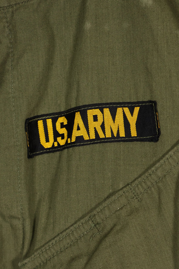 1967 年合同 M-R 第三款丛林疲劳夹克，带补丁，状况良好，使用过。