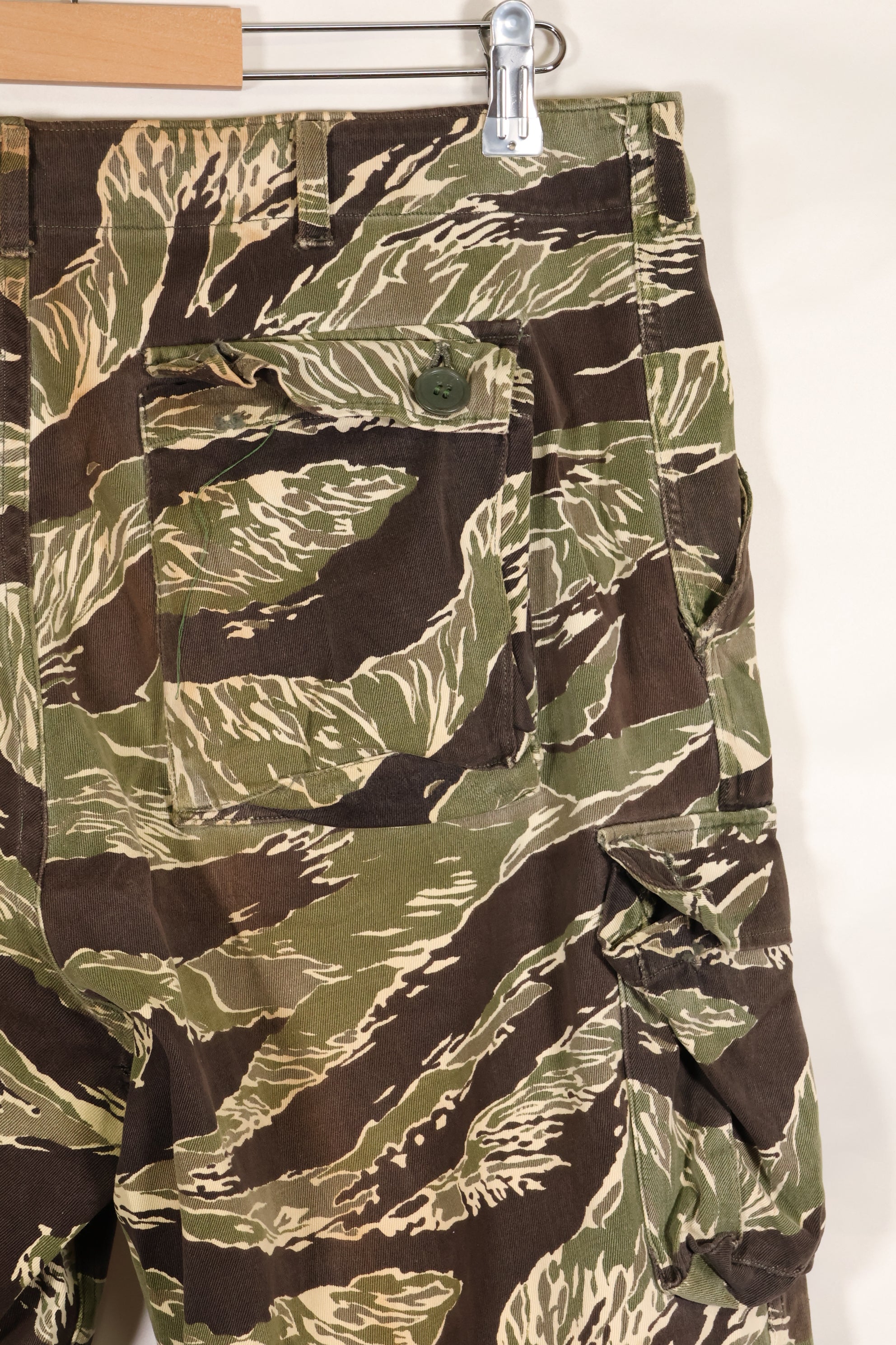 Mid-1960s, estimated US-L to XL Okinawa Tiger Tiger stripe pants, HAMA zipper, used.