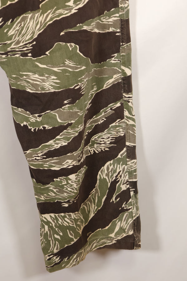 Mid-1960s, estimated US-L to XL Okinawa Tiger Tiger stripe pants, HAMA zipper, used.