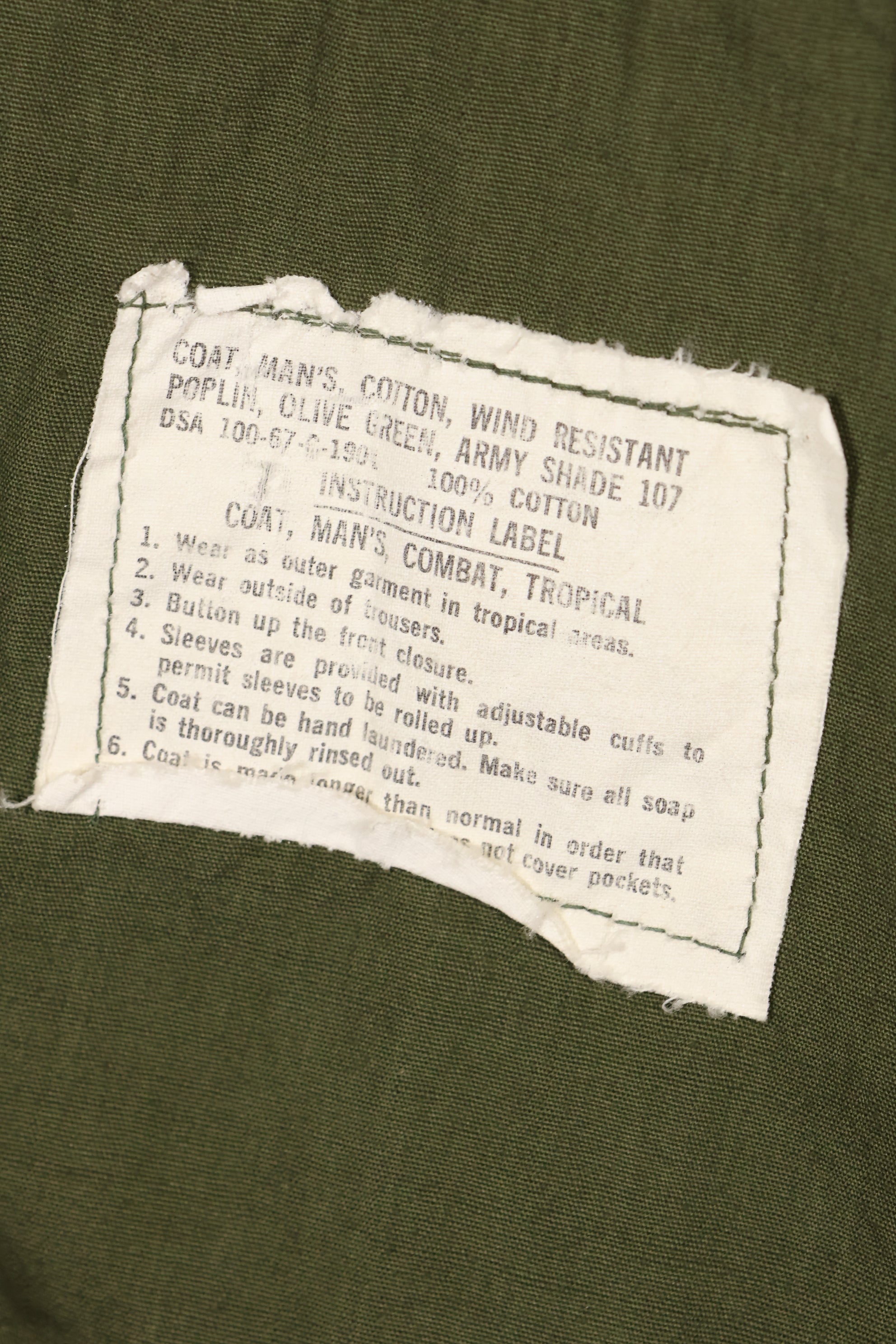 1967 年合同 M-R 第三款丛林疲劳夹克，带补丁，状况良好，使用过。