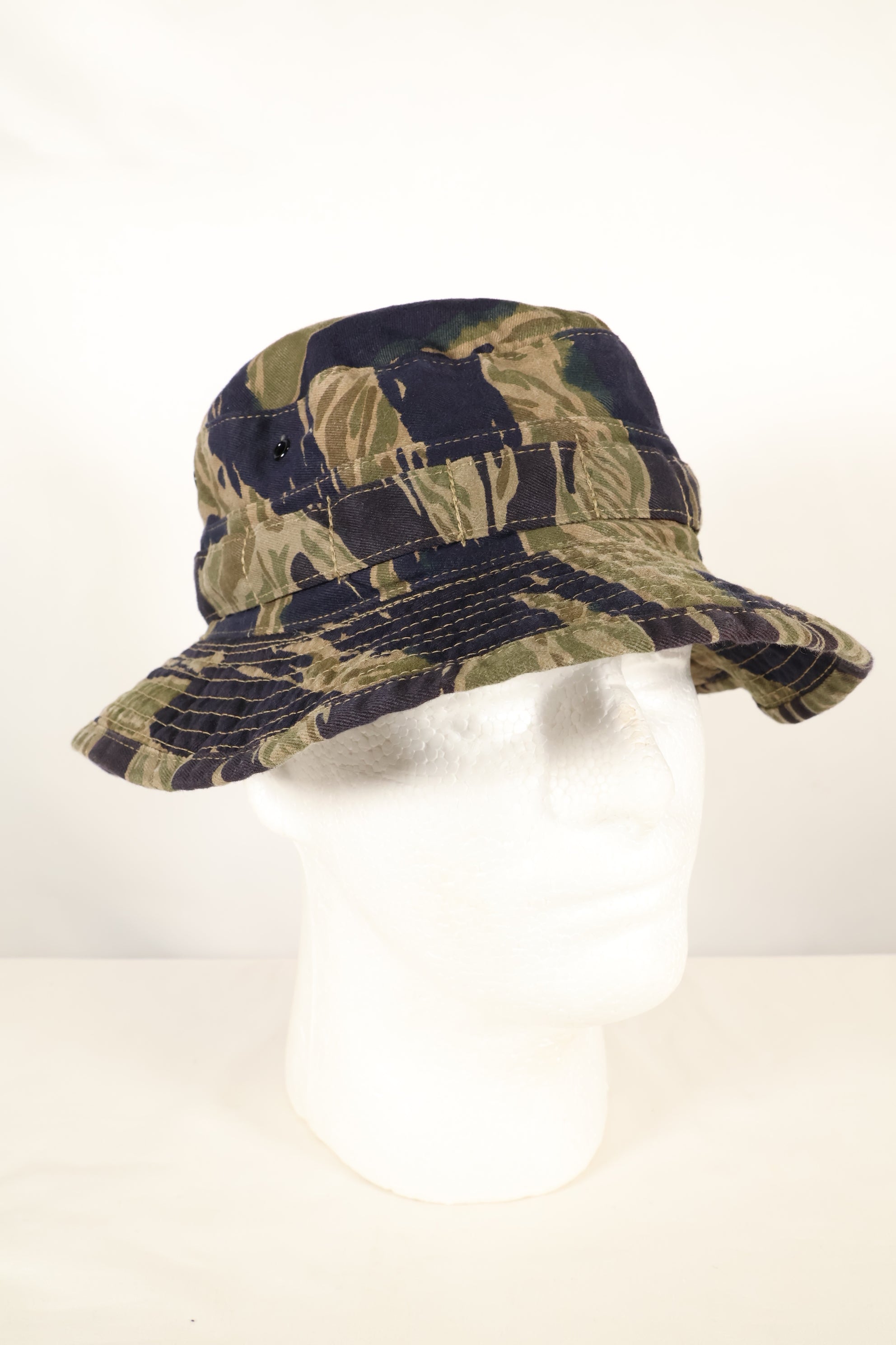 Osaka MASH A-S Silver Tiger Stripe CISO Cut Booney Hat Used