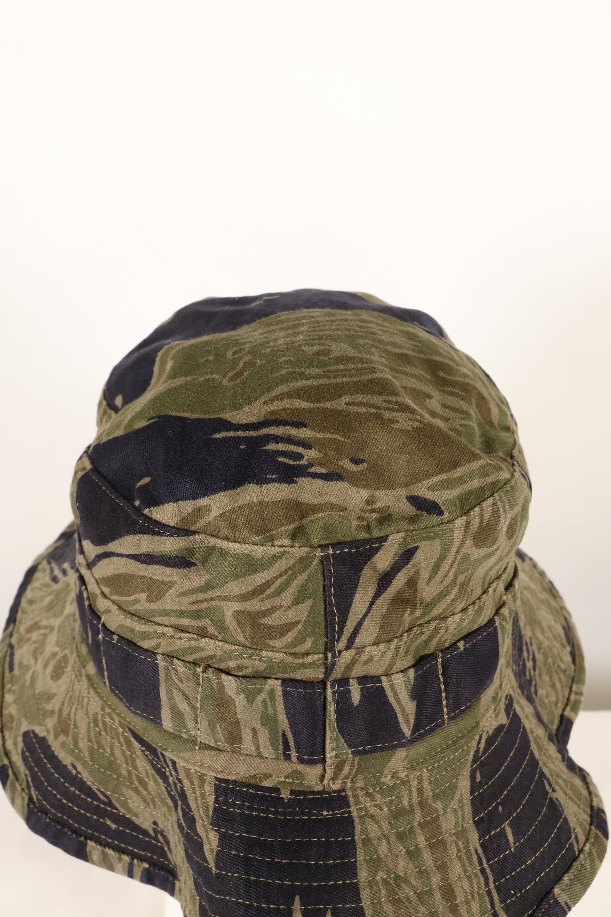 Osaka MASH A-M Silver Tiger Stripe CISO Cut Booney Hat Used