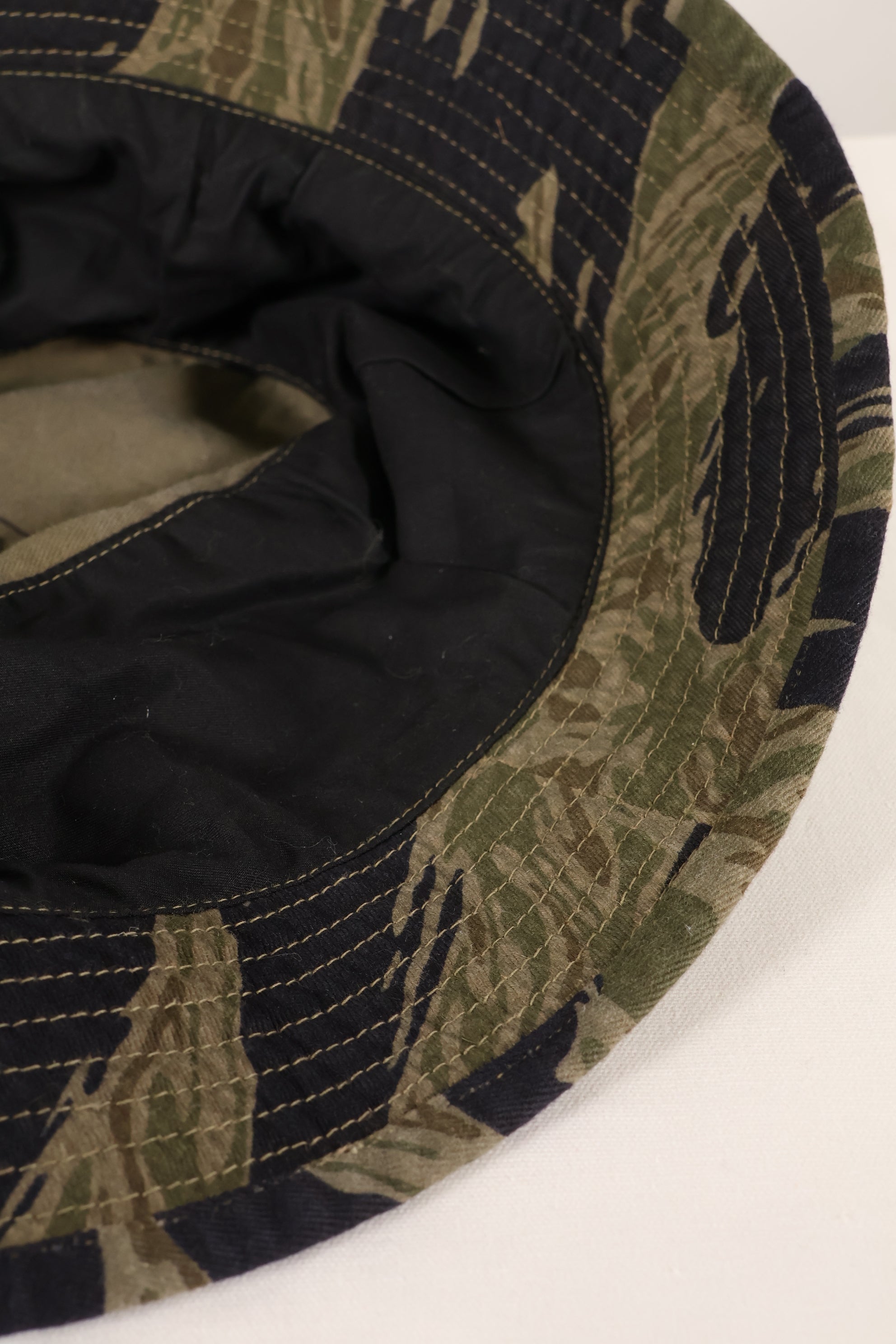 Osaka MASH A-M Silver Tiger Stripe CISO Cut Booney Hat Used