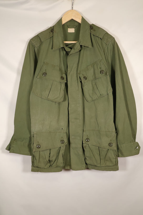 Estimated 1963, Estimated S-S 1st Model Jungle Fatigue Jacket, Scratched, Used.
