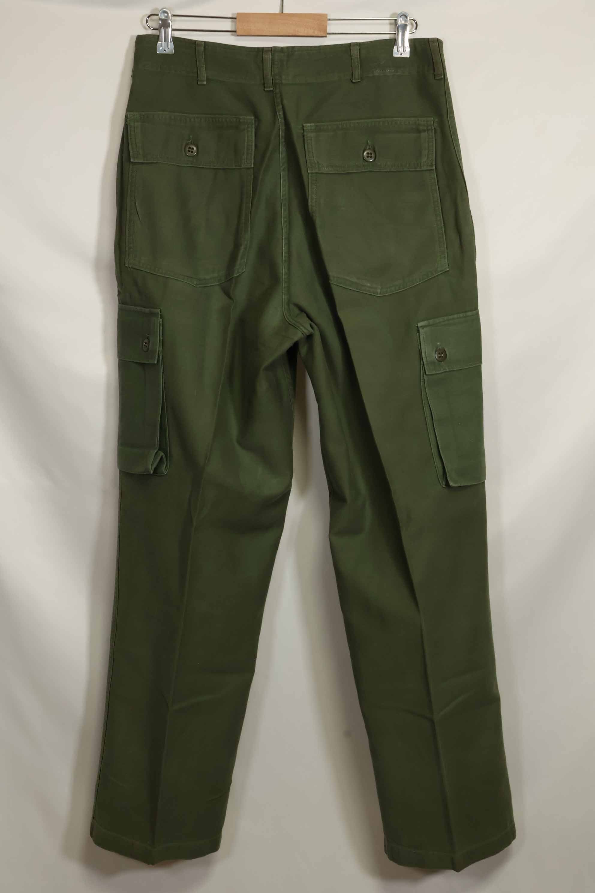 1960s lot OG-107 baker pants with modified cargo pockets, ex-special forces personnel, used, B