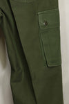 1960s lot OG-107 baker pants with modified cargo pockets, ex-special forces personnel, used, B