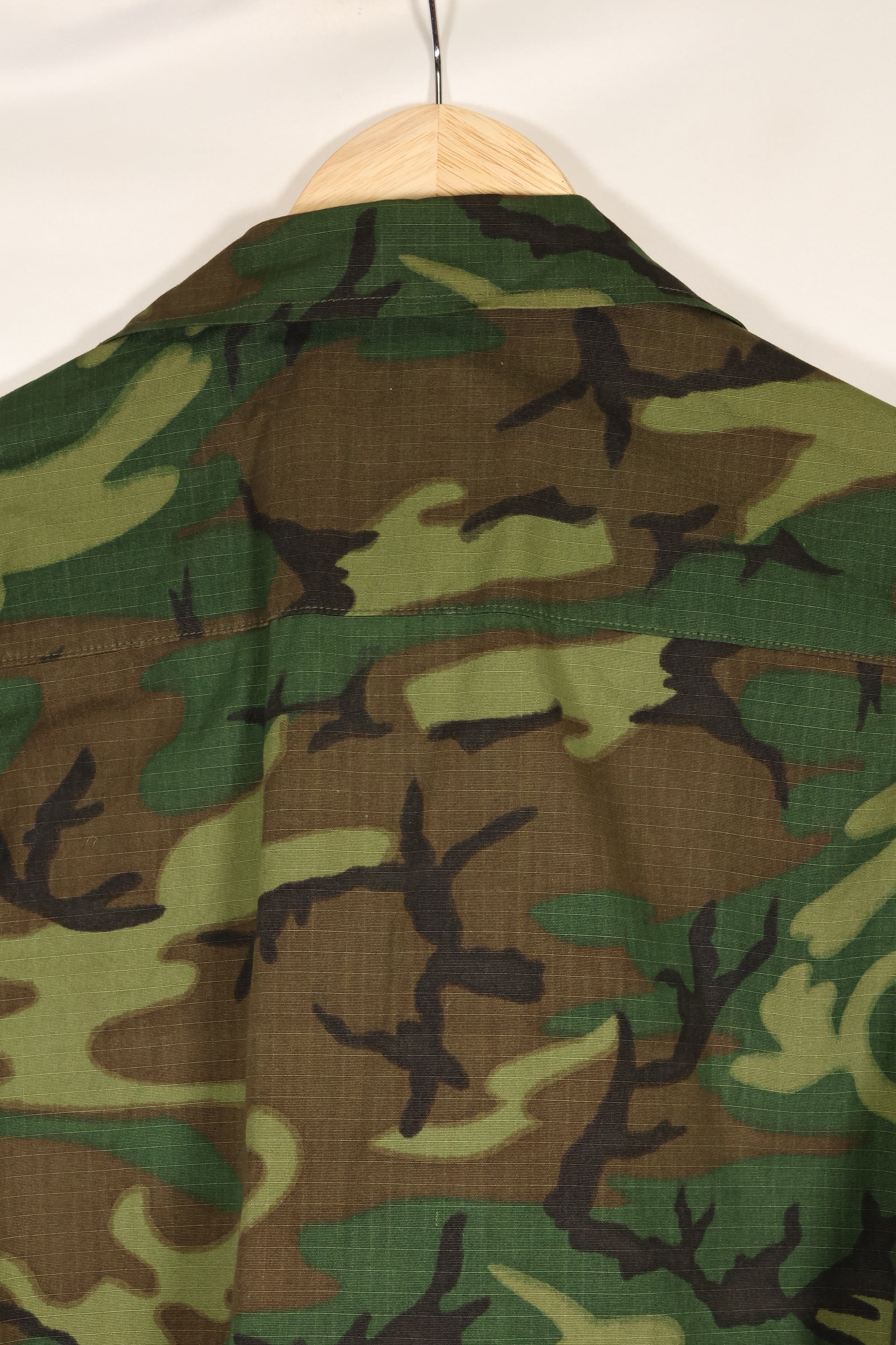 1969 合同 S-S 美国空军少校 ERDL 防撕裂夹克，带泰勒，二手。