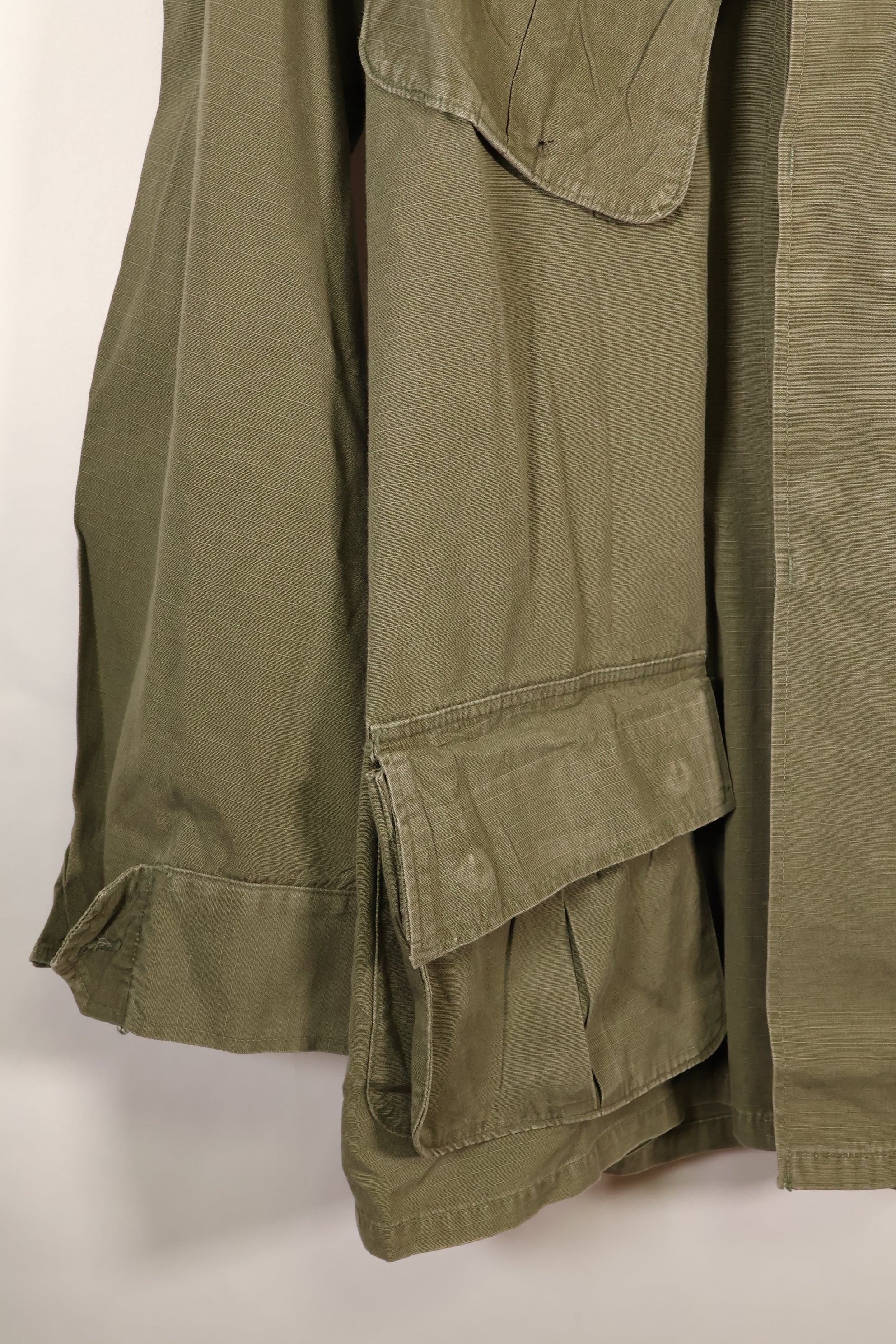 1969 Contract, M-R, 4th Model Jungle Fatigue Jacket, With Aftermarket Patches, Used