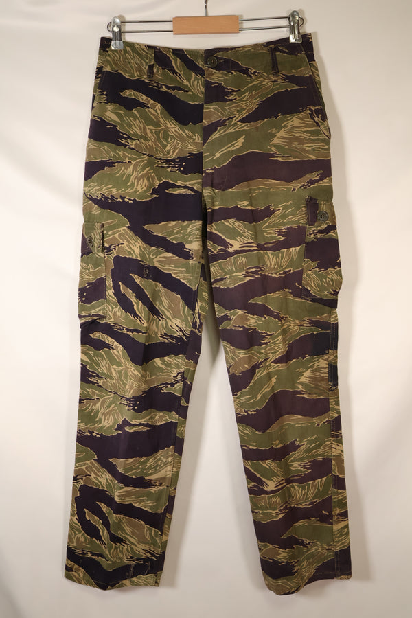 Mid-1960s Okinawa Tiger US-cut tiger-striped pants, minimal fading, used