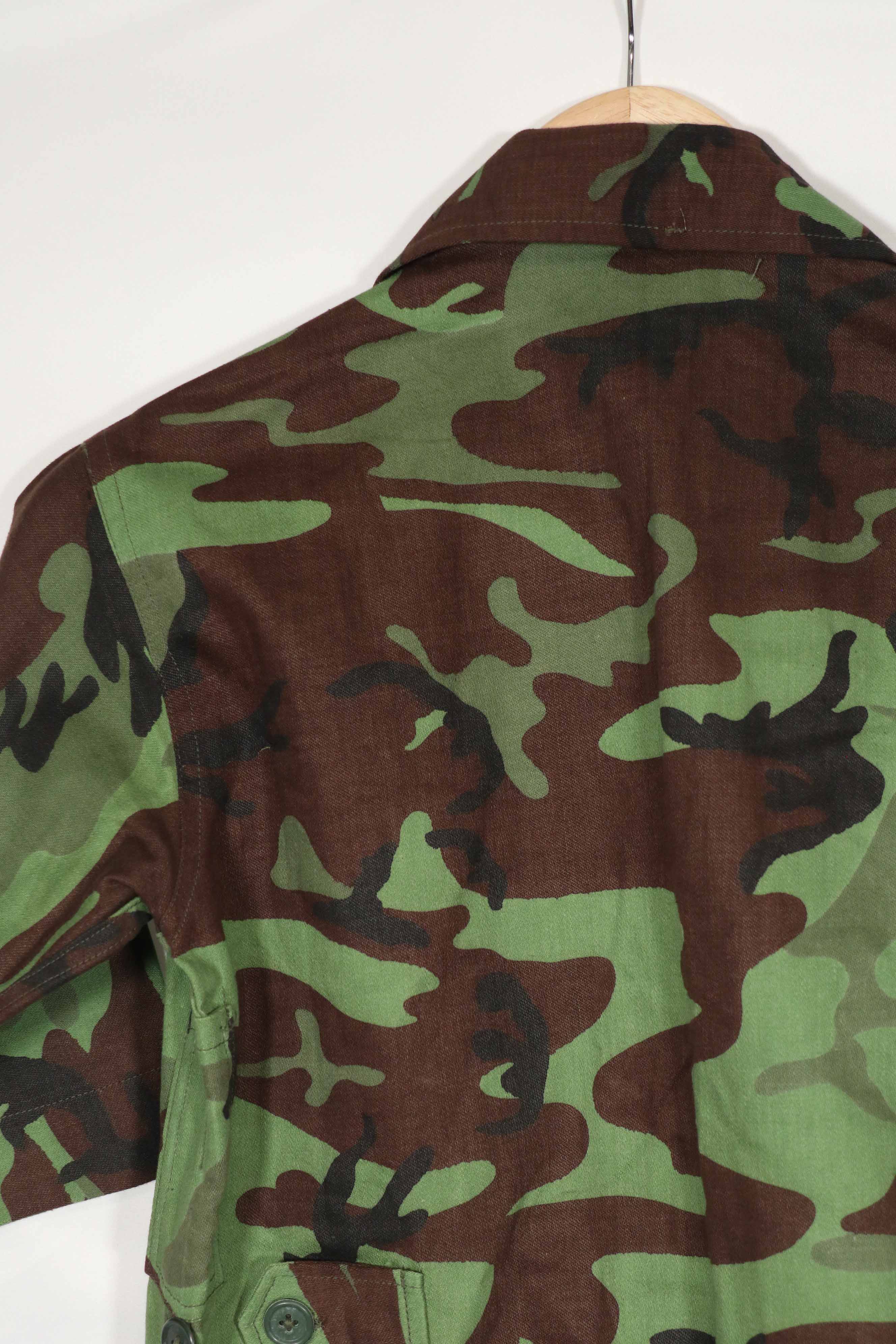 Real Unused South Vietnamese Ranger leaf camouflage jacket with short sleeves.