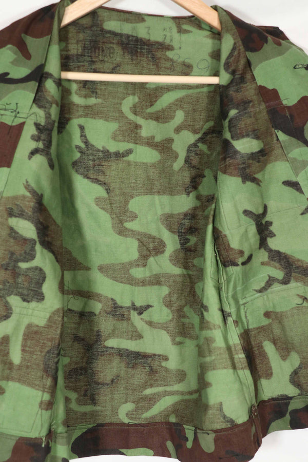 Real Unused South Vietnamese Ranger leaf camouflage jacket with short sleeves.