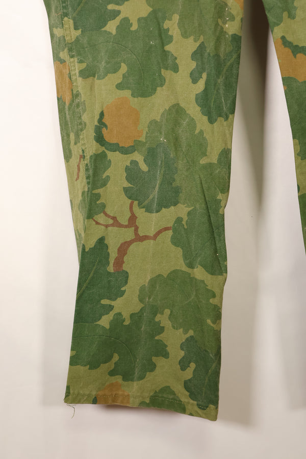 Late 1960s to early 1970s | Privately sourced | Mitchell camouflage | USMC | WWII HBT-style cut | Reversible pants | Used