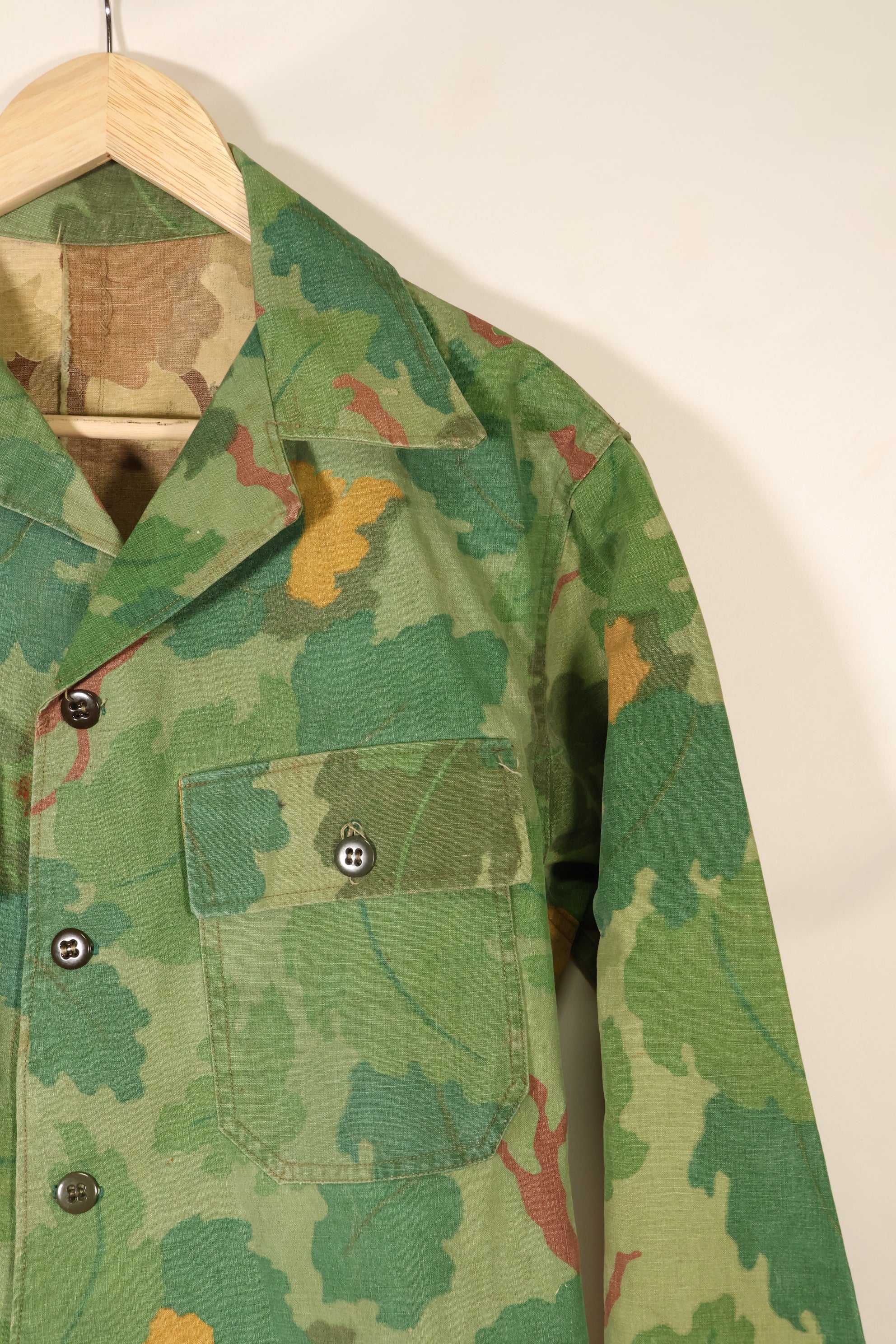 Late 1960s to early 1970s | Privately sourced | Mitchell camouflage | USMC | OG-107 utility cut shirt | Used