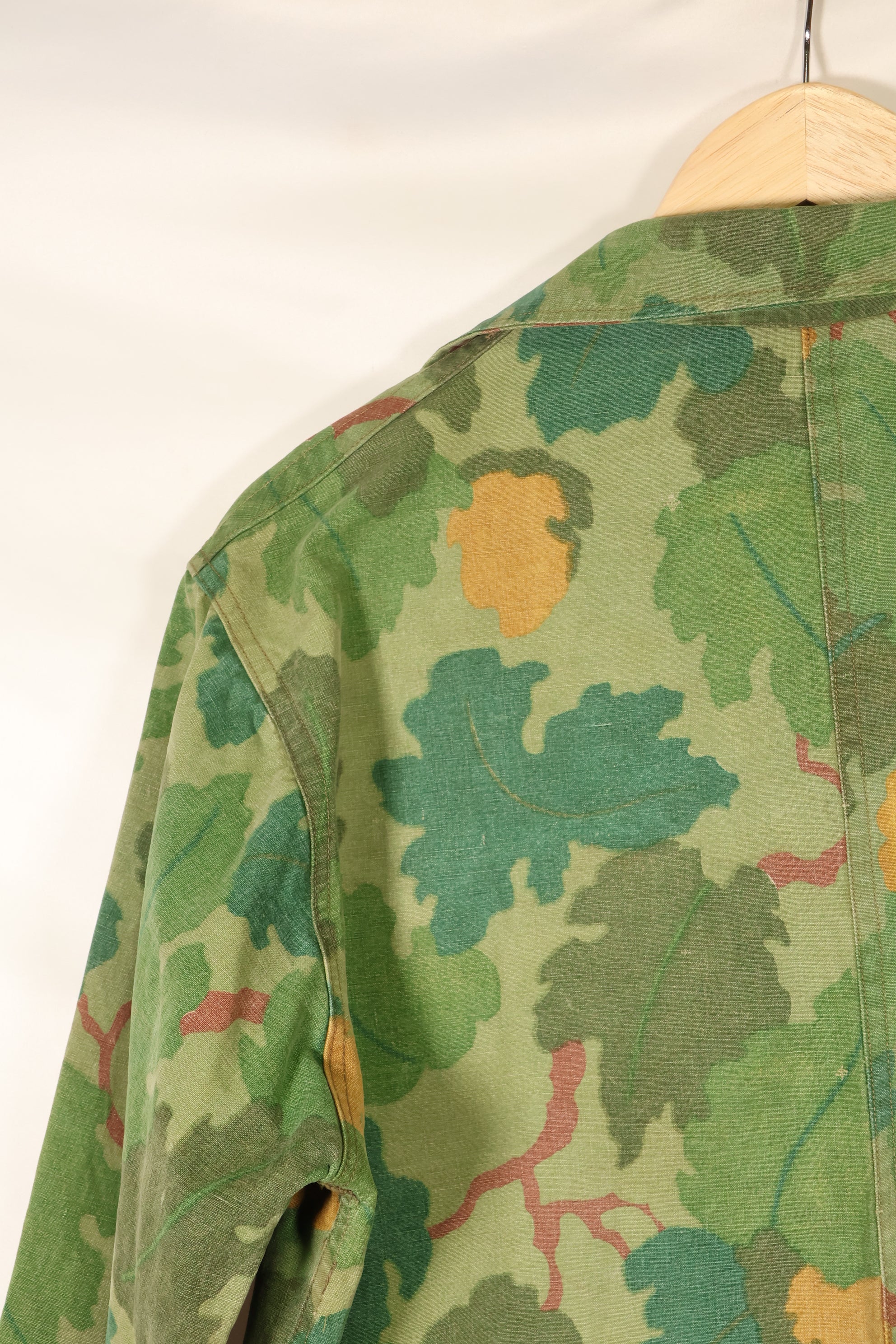 Late 1960s to early 1970s | Privately sourced | Mitchell camouflage | USMC | OG-107 utility cut shirt | Used