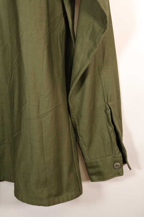 Mid-1960s, 16 1/2 x 36, U.S. Army, OG-107 Utility Shirt, Almost Unused
