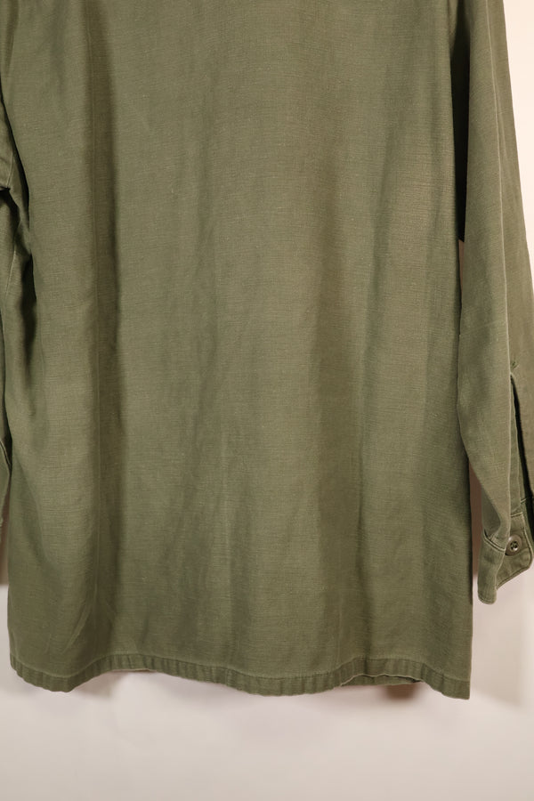 Late 1960s Contract Item, 16 1/2 x 32, OG-107, Utility Shirt with Patch, Used