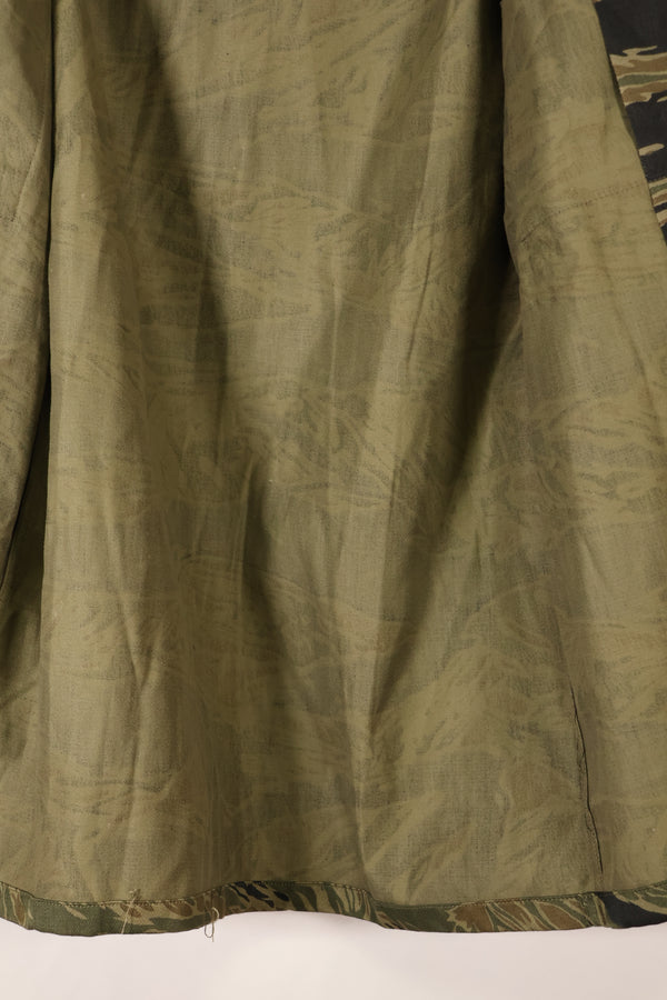 Circa 1965, Deadstock, Silver Tiger Pattern, Sizes A–L, Asian Fit Shirt