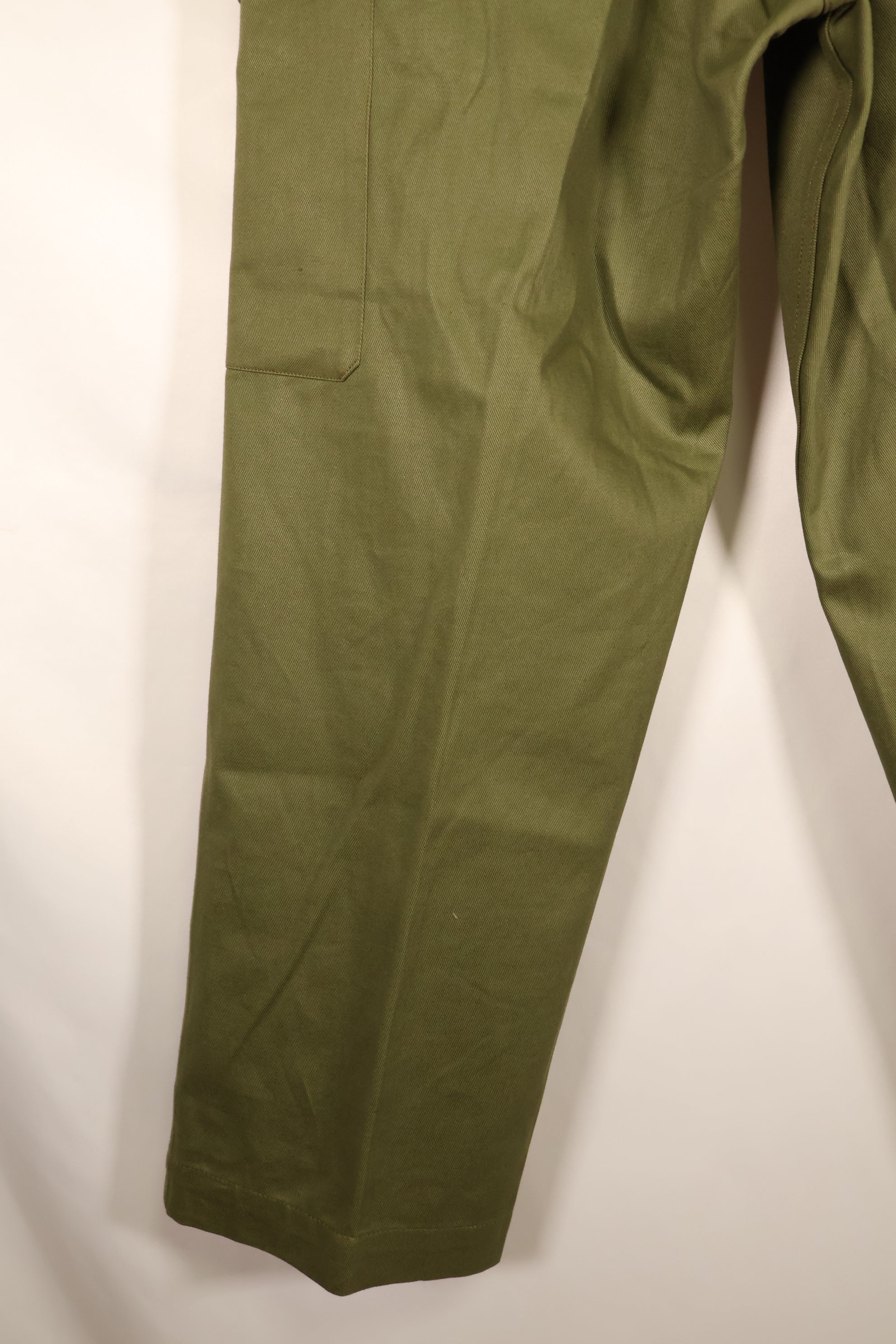 1967年ロット　オーストラリア軍　AATTVなど　ジャングルグリーン　コンバットパンツ　ほぼ未使用品　B