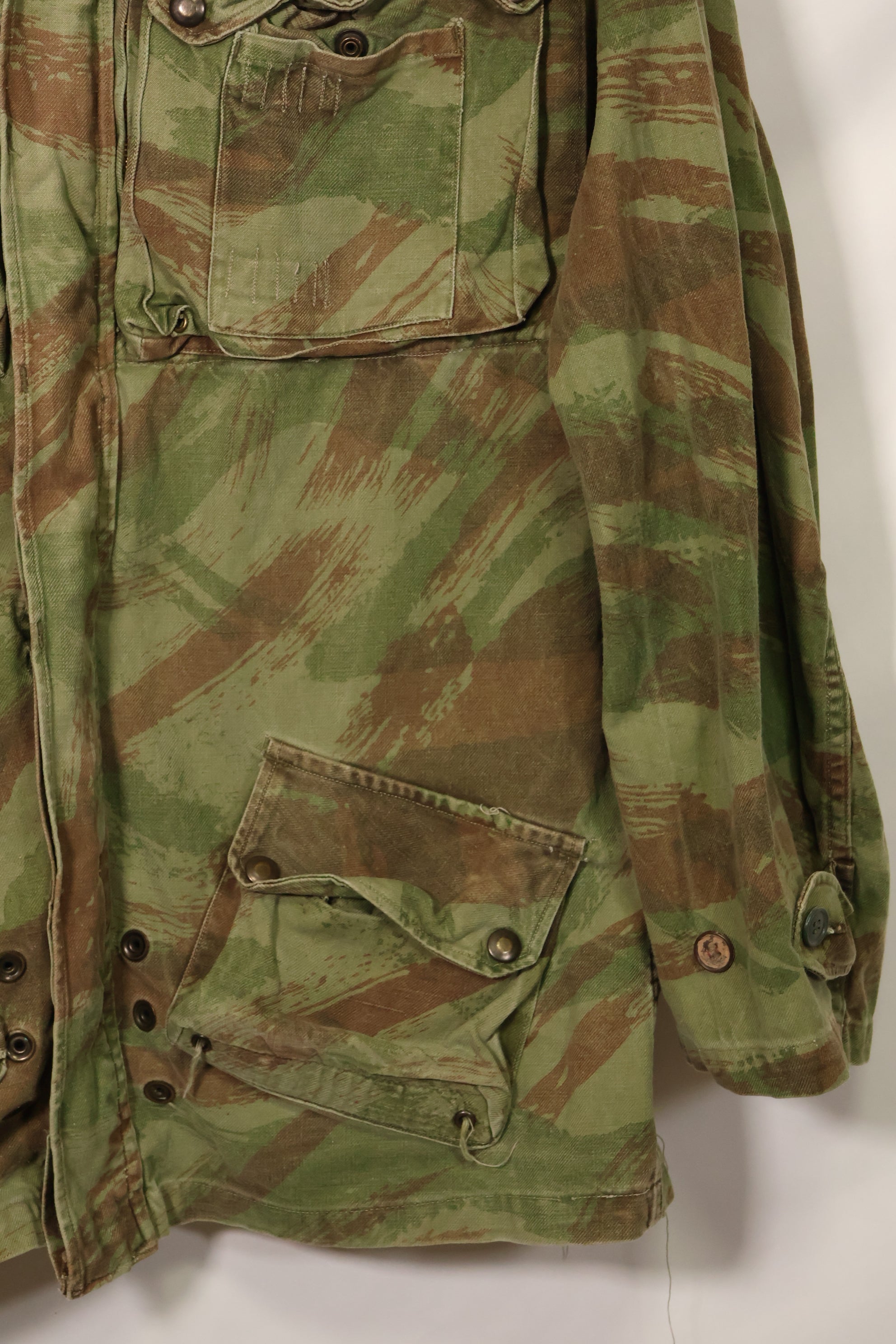 1950s French Army Lizard Camouflage TAP 47/54 Airborne Jacket with Israeli Stamp Used