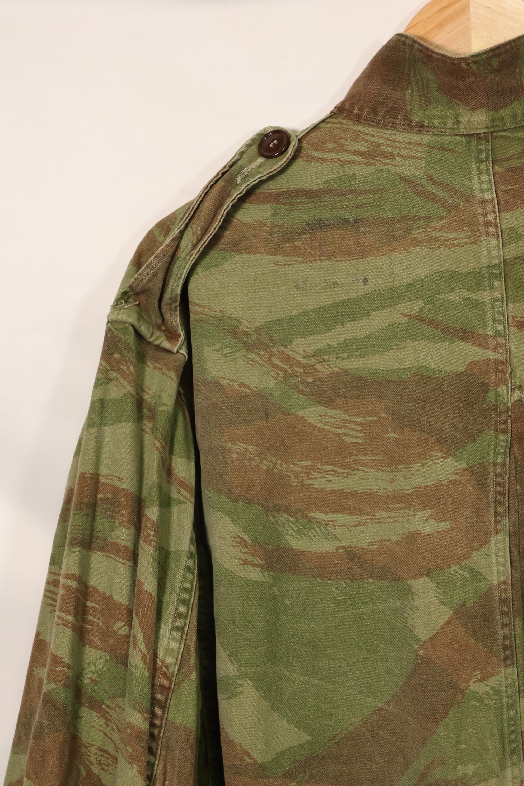 1950s French Army Lizard Camouflage TAP 47/54 Airborne Jacket with Israeli Stamp Used