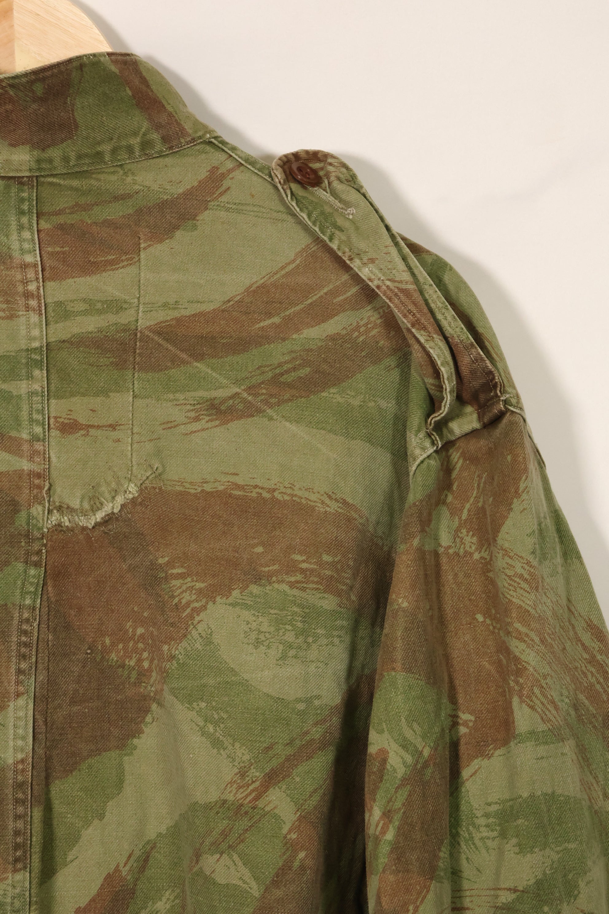 1950s French Army Lizard Camouflage TAP 47/54 Airborne Jacket with Israeli Stamp Used