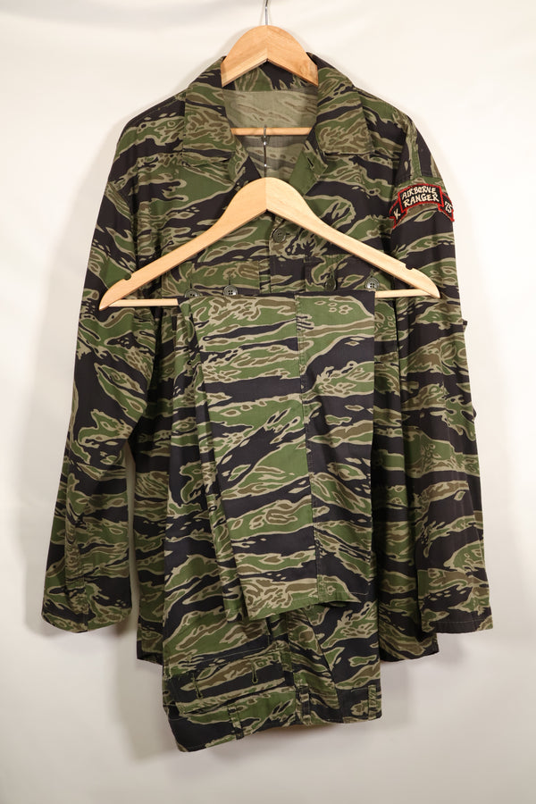 1969-70 前卢旺达爱国军士兵，第 75 游骑兵，晚期水虎纹套装，老兵发行。