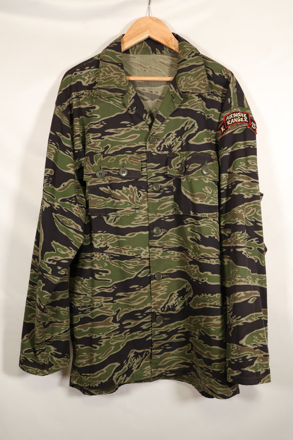 1969-70 前卢旺达爱国军士兵，第 75 游骑兵，晚期水虎纹套装，老兵发行。