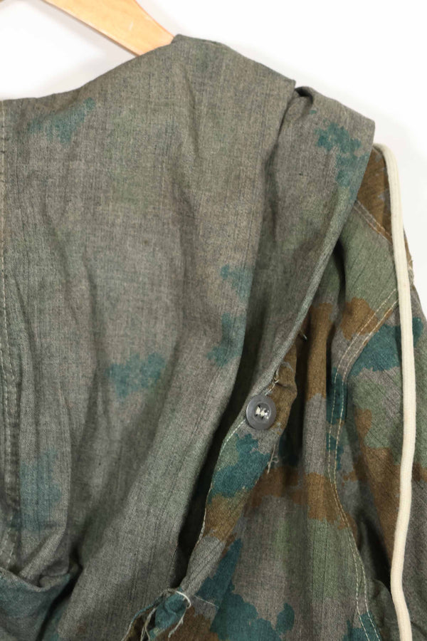 1962 East German Army NVA M58 Flächentarn sniper smock in Bluementarn camo, almost unused.