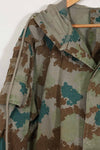 1960 East German Army NVA M58 Flächentarn sniper smock in blumentern camouflage, used.