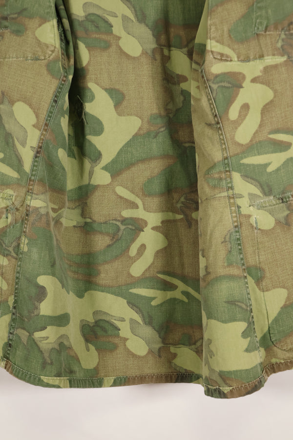Contract circa 1967, size tag missing, early print, USMC non-rip ERDL jungle fatigues jacket, used