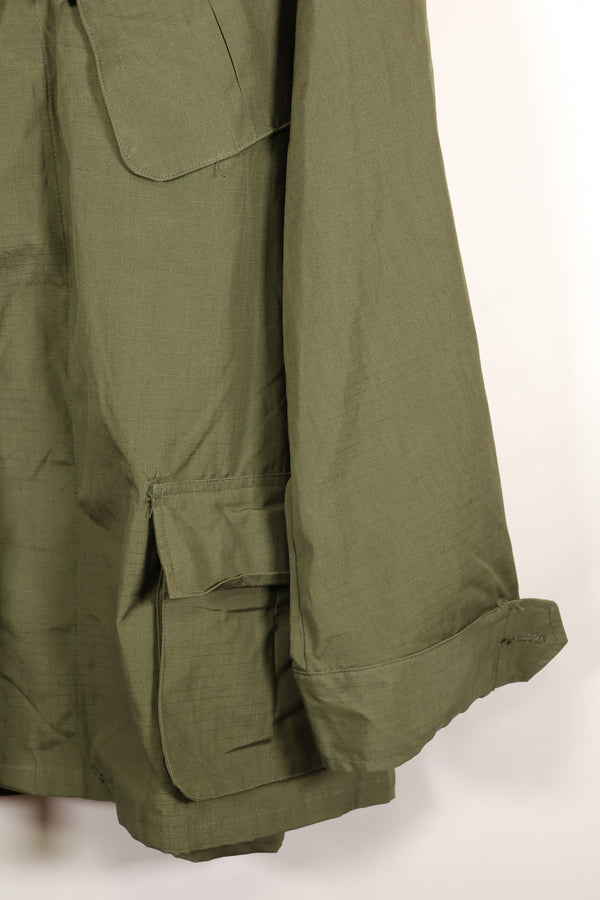 1970 Contract X-L-R Deadstock 4th Model Jungle Fatigue Jacket, Largest Size
