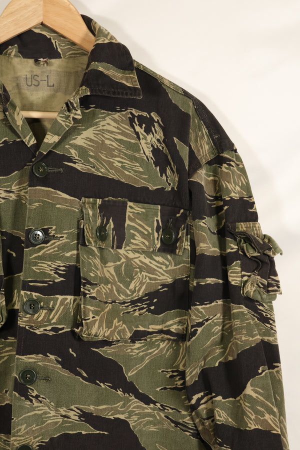 Real Okinawa Tiger early jacket US-L size, mainland sewing, faded, rare size, good condition.