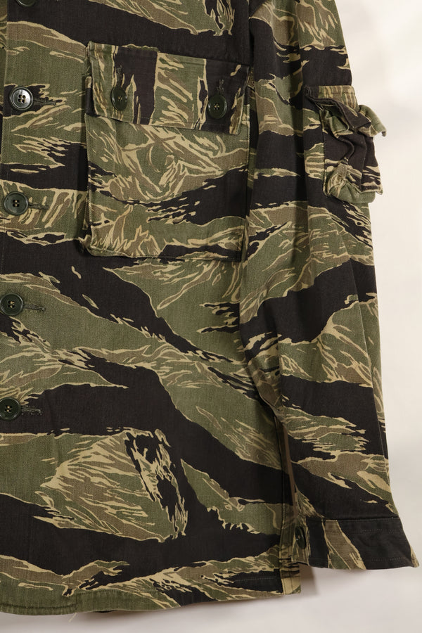Real Okinawa Tiger early jacket US-L size, mainland sewing, faded, rare size, good condition.