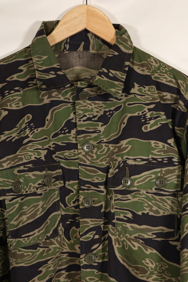 Actual Late War Pattern US-L Tiger Stripe Shirt, almost never used.