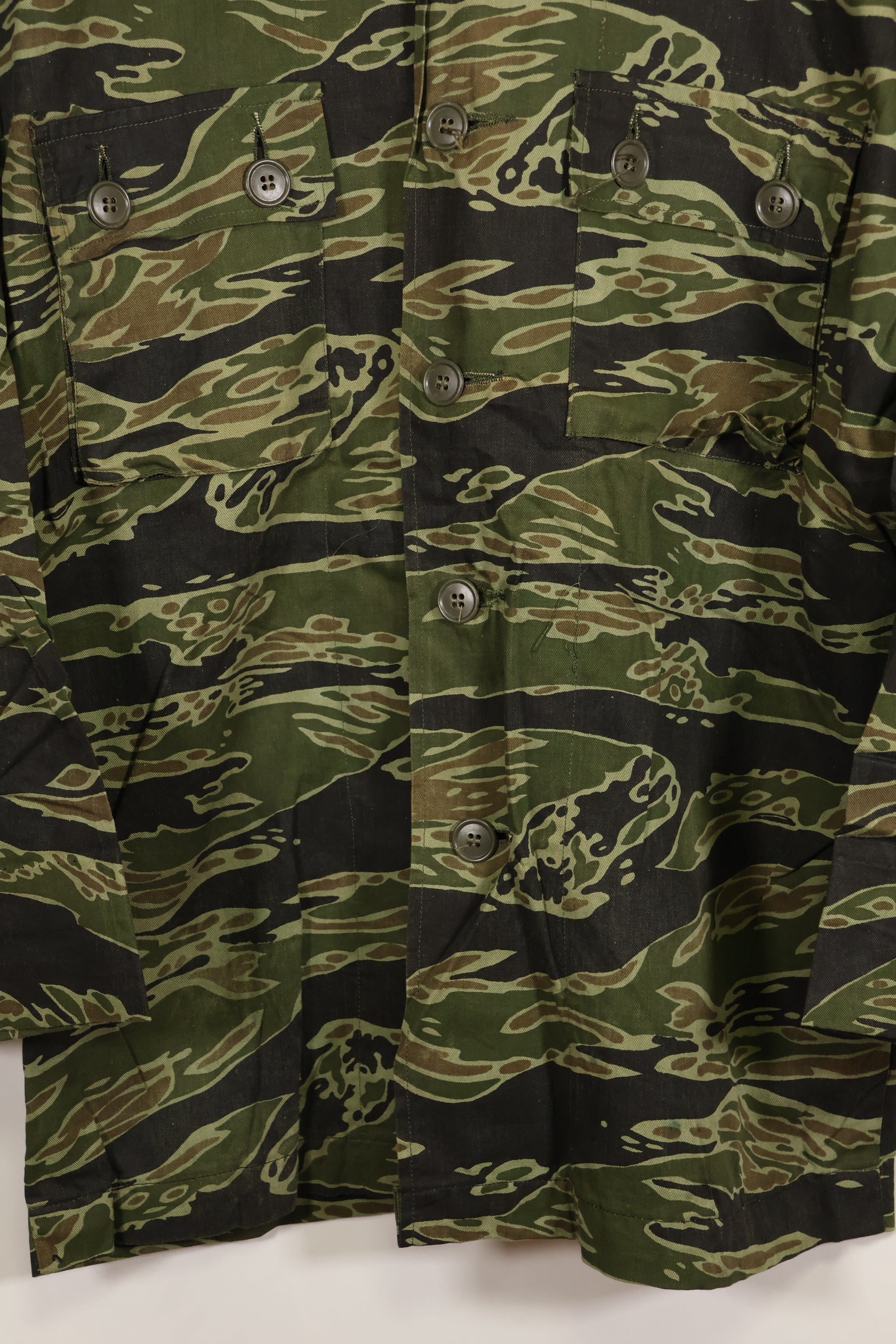 Actual Late War Pattern US Size Tiger Stripe Shirt Dark Color Almost Unused