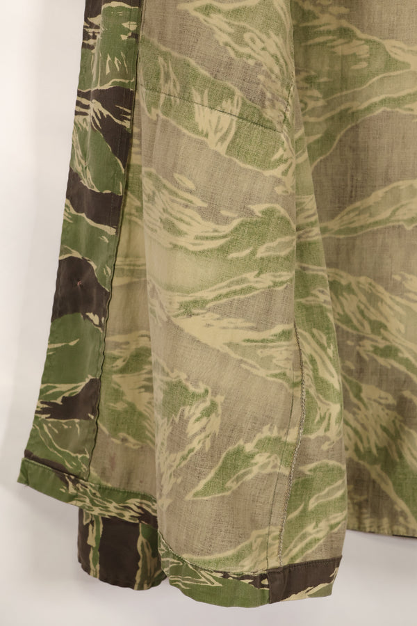 1968 Costume for the movie "Green Beret" and "Encounter of the Unknown" John Wayne Pattern Tiger Stripe Shirt