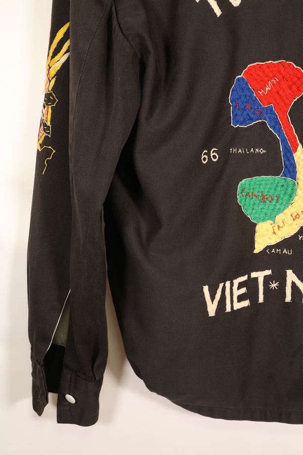 1966–67: Vietnam War, Tour Jacket, Vietnam jacket, Tuy Hoa, Souvenirs for U.S. Soldiers