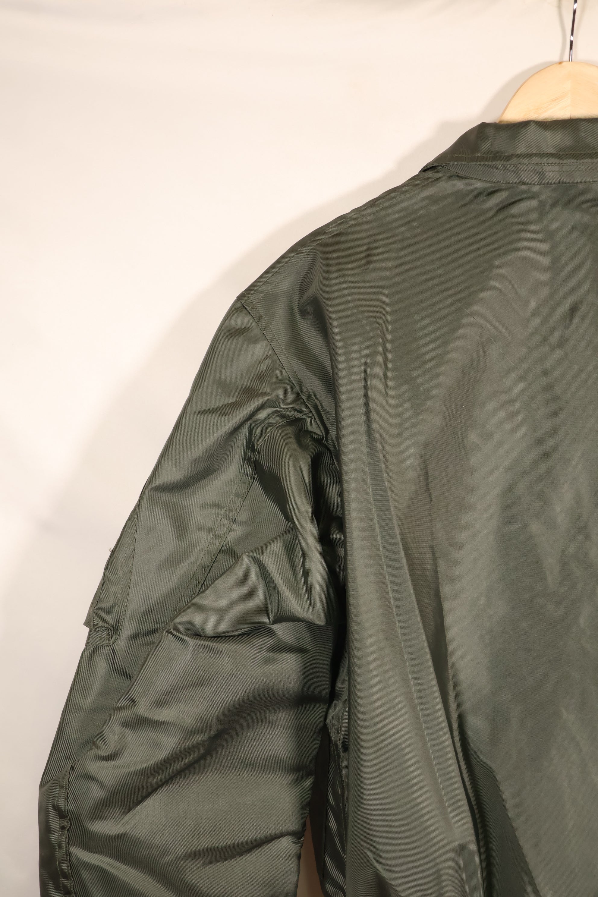 1995 Contract, LARGE (42-44), U.S. Military, CWU-36P, Flight Jacket, Light Zone, Used