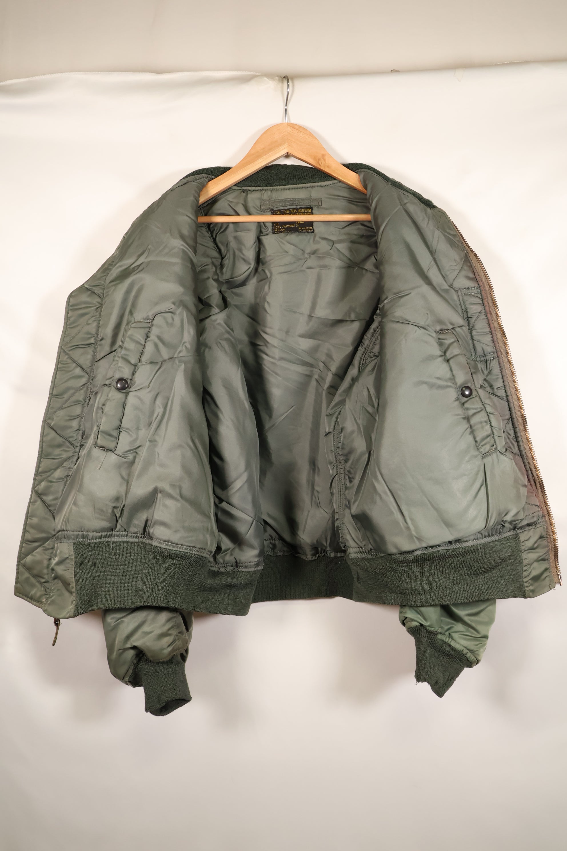 1950s LARGE U.S. Air Force Early Model MA-1 Flight Jacket, Intermediate, Used, Grade B
