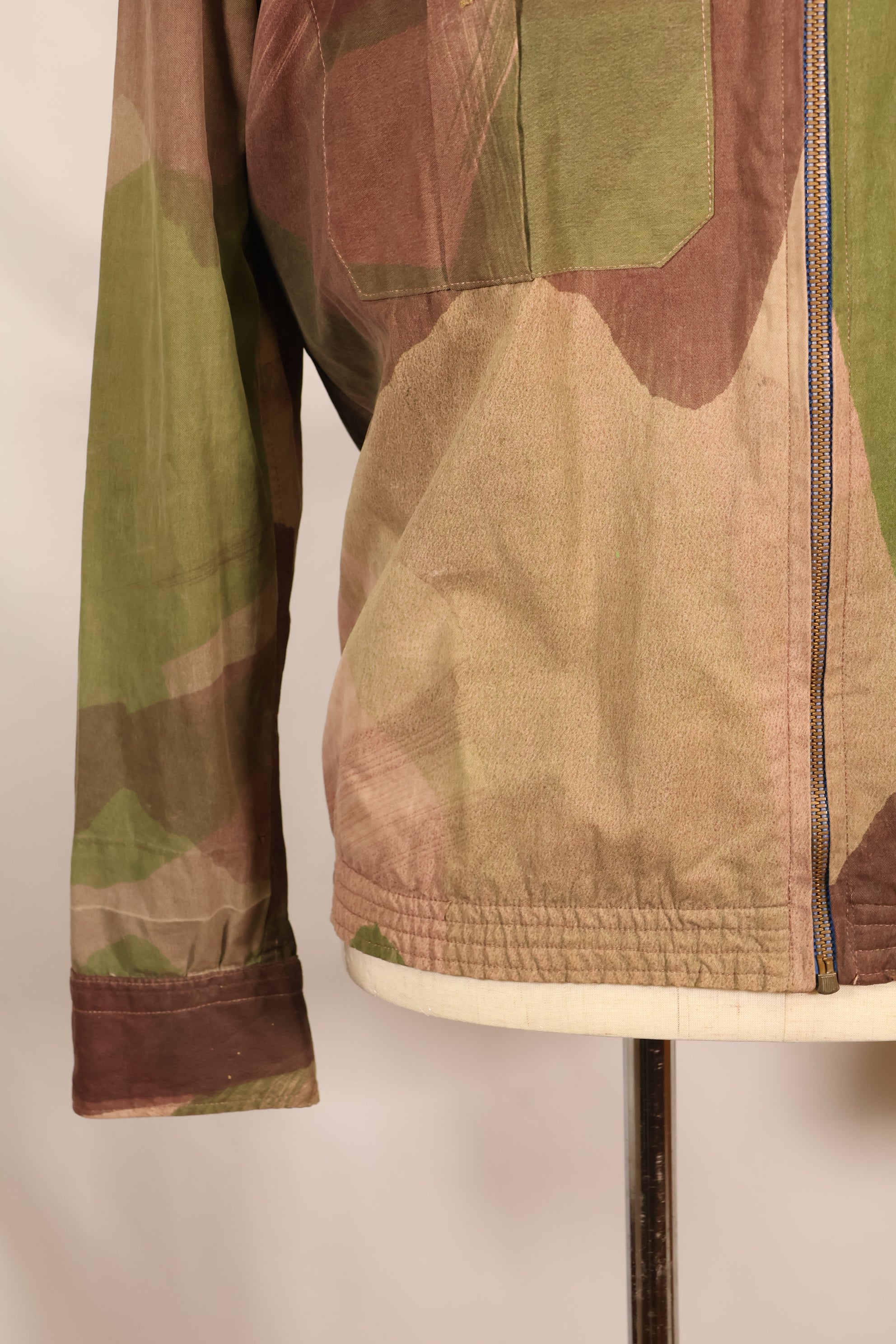 Late 1940s–Early 1950s: French Army Airborne Troops (TAP), Indochina War, Officer’s Privately Procured “Windproof” Camouflage Set