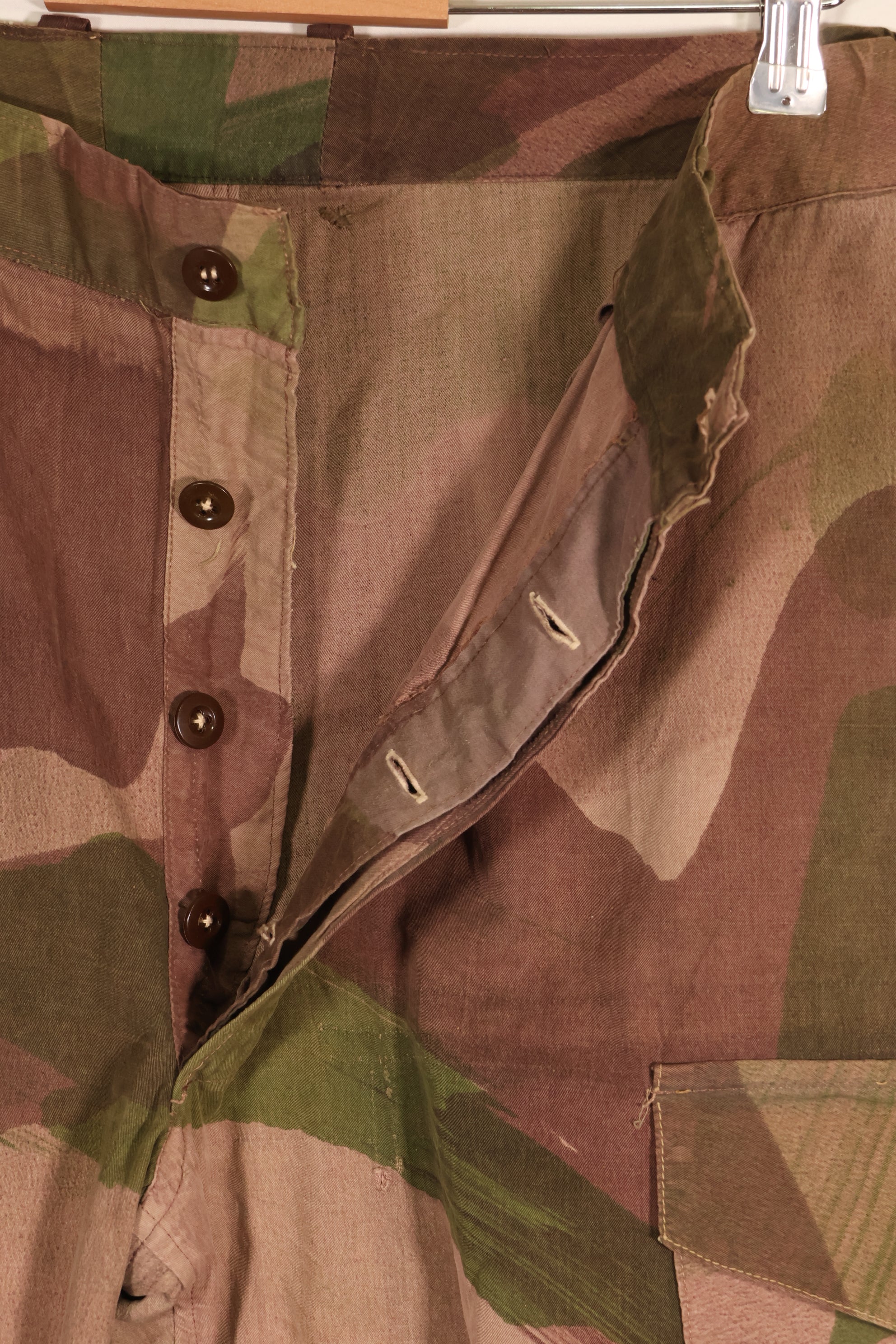 Late 1940s–Early 1950s: French Army Airborne Troops (TAP), Indochina War, Officer’s Privately Procured “Windproof” Camouflage Set