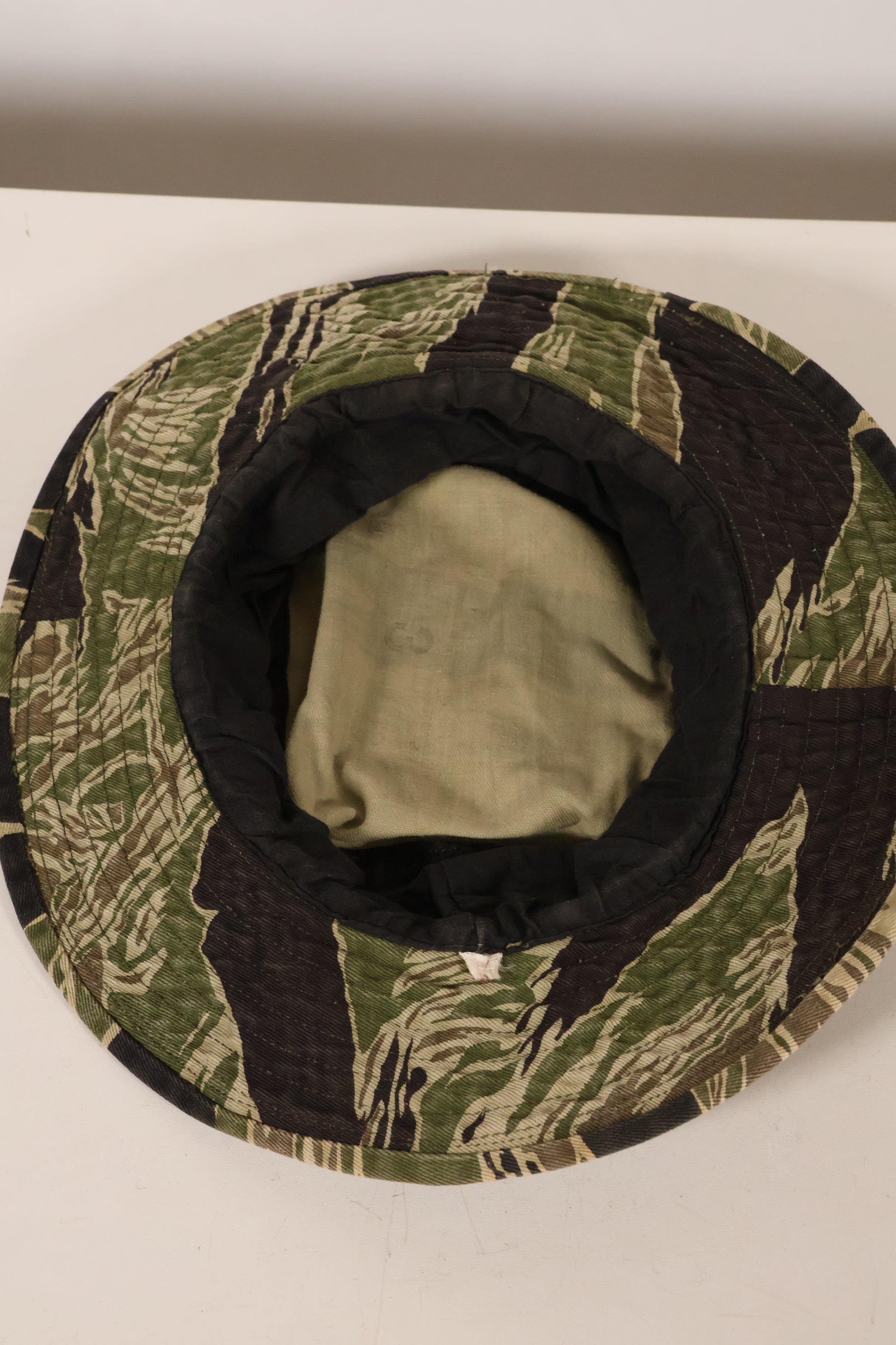 Mid-1960s Okinawa Tiger Pattern CISO Cut Tiger Stripe Booney Hat Size S Used