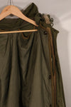 Early 1950s MEDIUM M51 Field Parka with coyote hood, used.