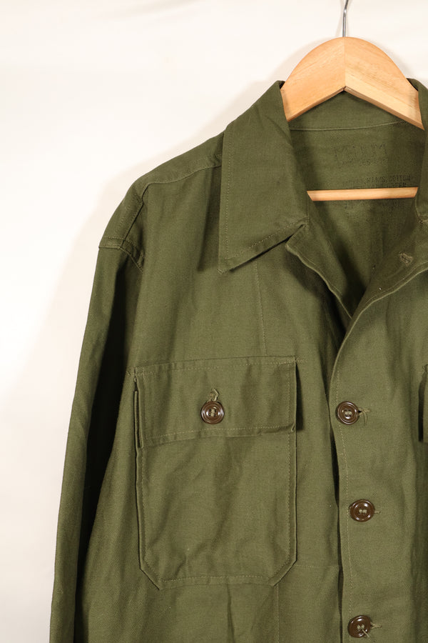 1950年代後半　MEDIUM　アメリカ軍　初期型　OG-107　ユーティリティシャツ　テープ初付　中古品