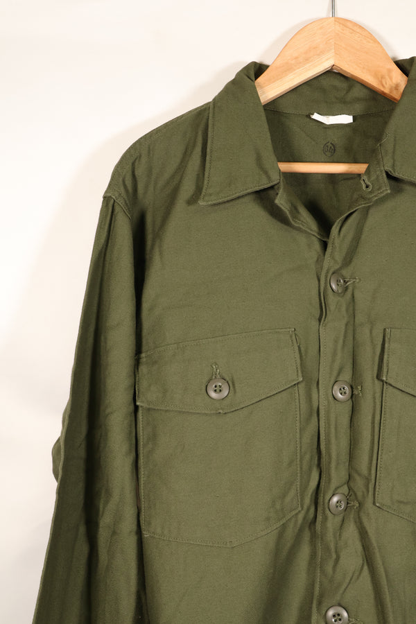 1967年契約　16 1/2 x 36　アメリカ軍　OG-107　ユーティリティシャツ　状態良い　中古品