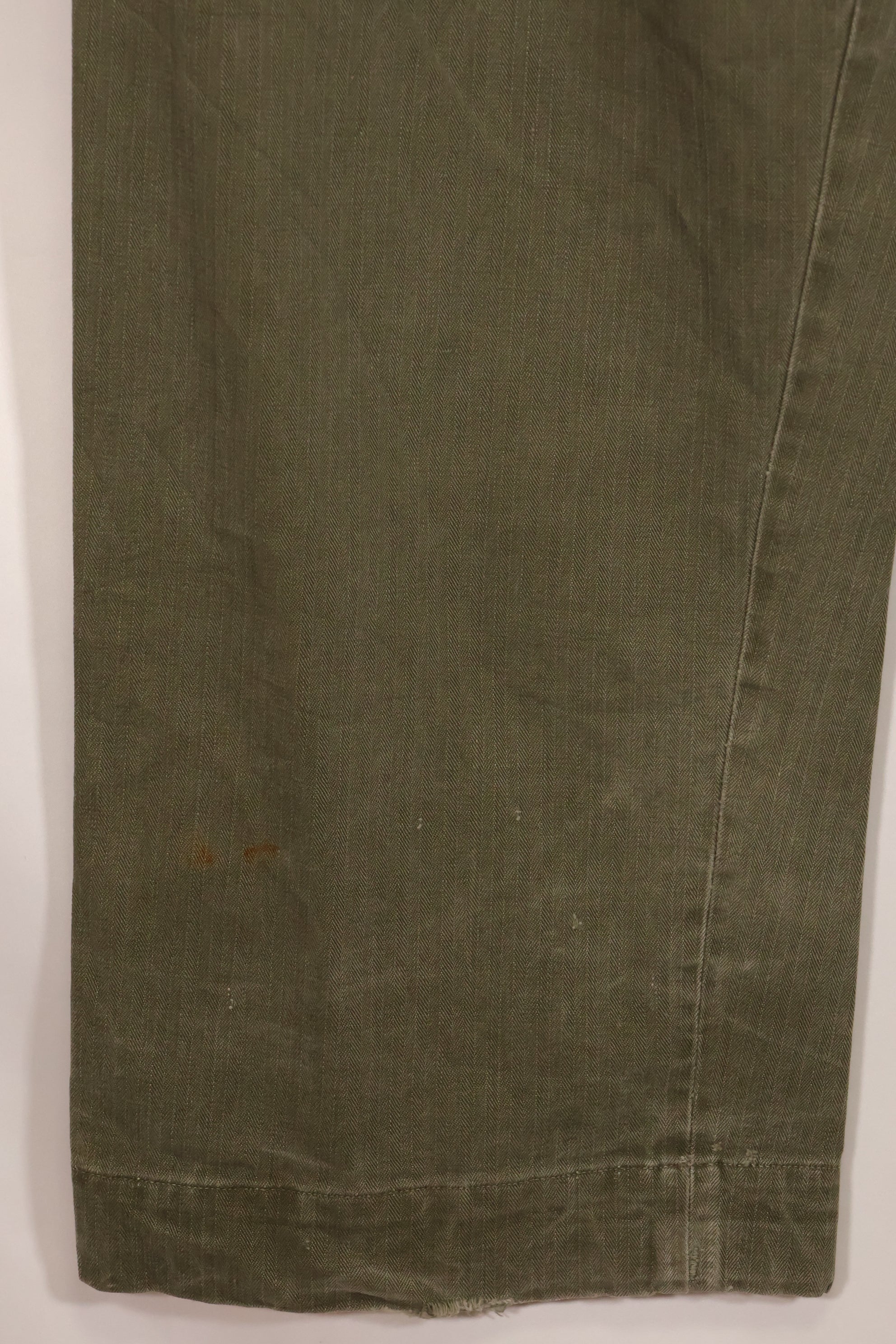 Real 1940s WWII US made British Army HBT jungle trousers, used.